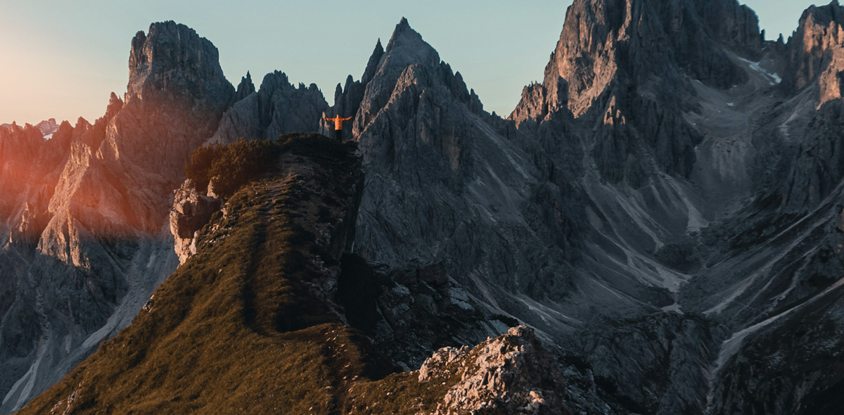 slider image slider_item_UQC8CH